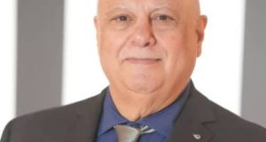 سوريا لا تحتاج متحدثين… بل مسؤولين يتحملون النتائج.. المهندس ياسر أسعد : من حق السوريين أن يسألوا والوزير ليس محللاً يتوقع