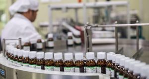 الصناعات الدوائية في سوريا.. 14 ألف مستحضر محلي وتصدير إلى 23 دولة