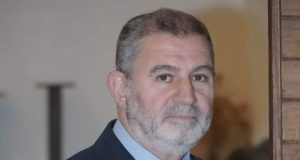 محمد الحلاق: سعر الصرف ضحية الخطاب الحكومي المحبط والعامل النفسي وضعف الإنتاج