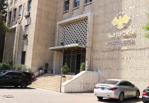 وزير المالية يصدر التعليمات التنفيذية للمرسوم رقم 70 لعام 2026 حول القروض المصرفية المتعثرة