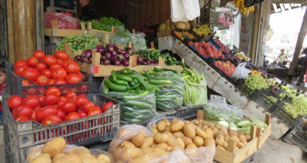 بعد رفع أسعار المحروقات.. ماذا عن أسعار السلع والدخل؟